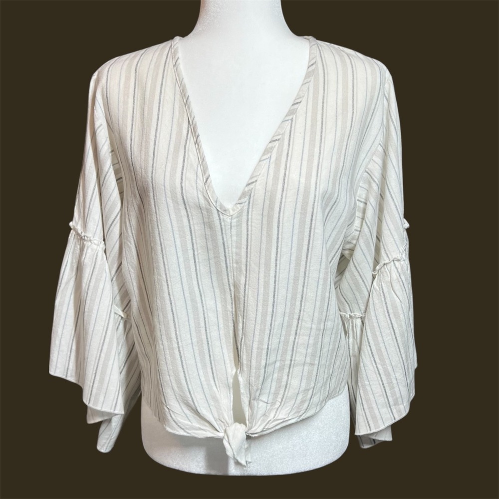 Lavender Field Anthropologie Tie Front Shirt ‎ Small Cream Striped Boho Flirty